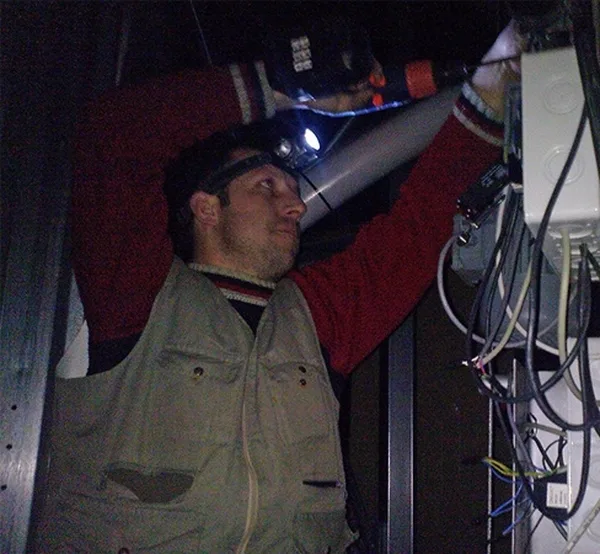 Coop electrical and electronic systems — 2