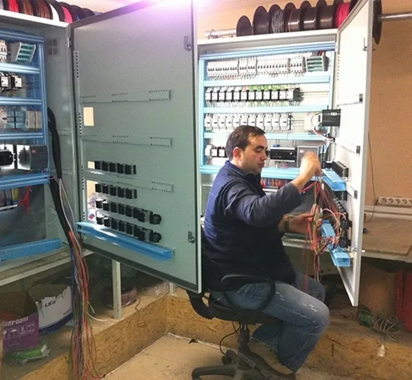 Coop electrical and electronic systems — 10