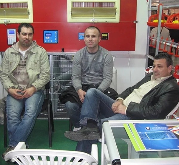 Poultry and coop equipment fairs — 17